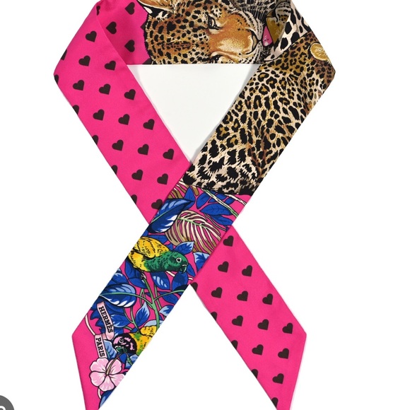 Hermes Accessories - HERMES Silk Jungle Love Twilly Rose Vif Blue Roy